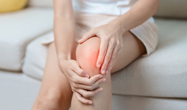 person facing patellofemoral pain syndrome