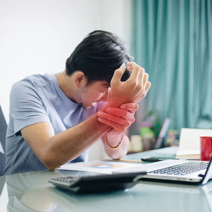 How a Wrist Brace Can Help with Chronic Wrist Pain