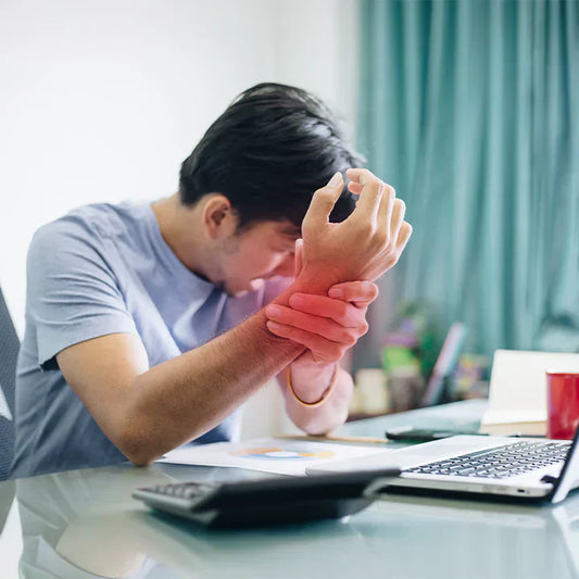 How a Wrist Brace Can Help with Chronic Wrist Pain