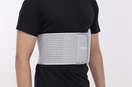 man wear a gray rib belt