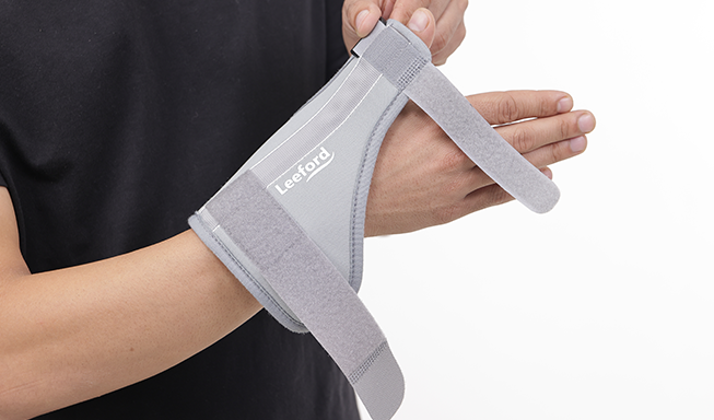 Man wearing Thumb Spica Splint for Arthritis